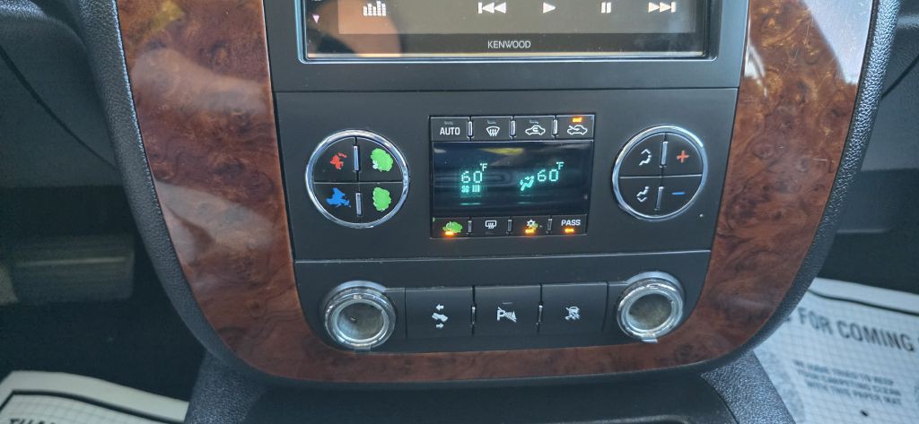 2011 Chevrolet Silverado 1500 Image 18