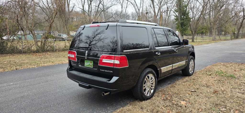 2010 Lincoln Navigator Image 9