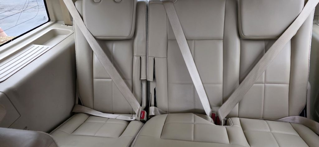 2010 Lincoln Navigator Image 22