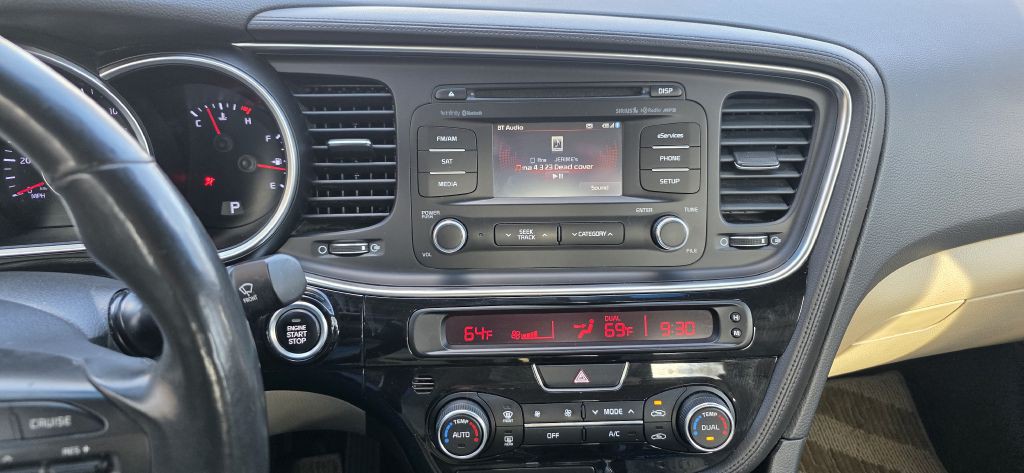 2015 Kia Optima Image 24