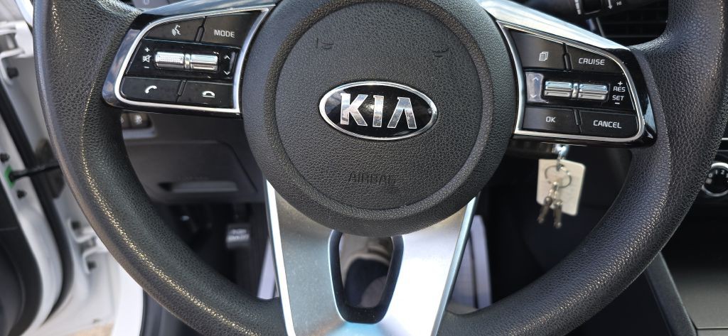 2019 Kia Optima Image 17