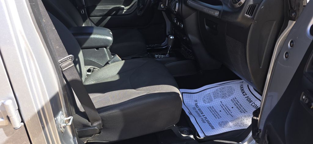 2015 Jeep Wrangler Unlimited Image 13