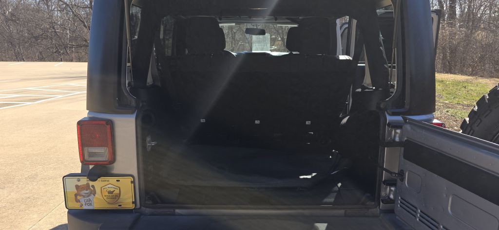 2015 Jeep Wrangler Unlimited Image 16