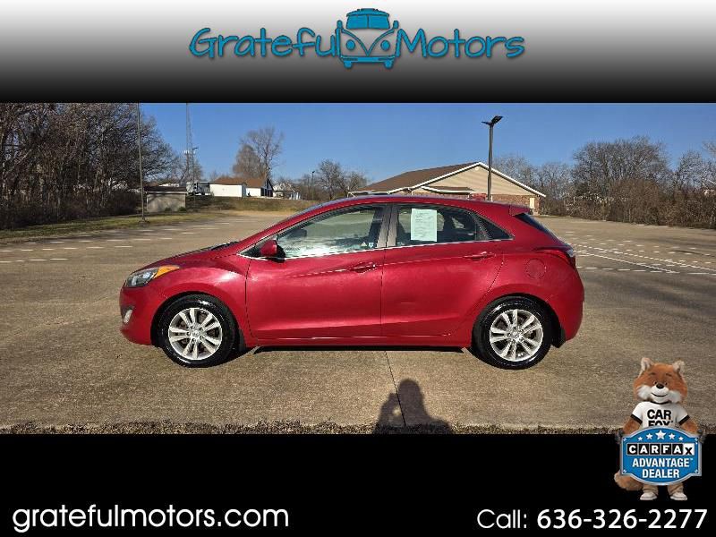 2013 Hyundai Elantra Image 1