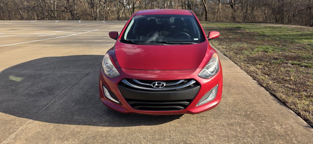 2013 Hyundai Elantra Image 15