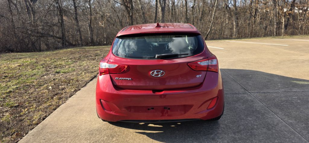 2013 Hyundai Elantra Image 20