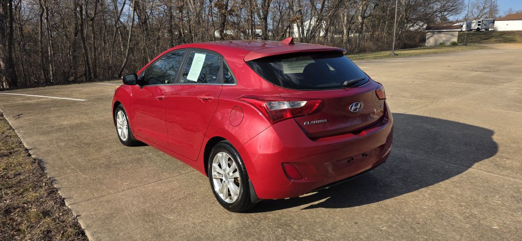 2013 Hyundai Elantra Image 21