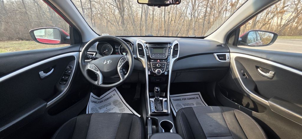 2013 Hyundai Elantra Image 29