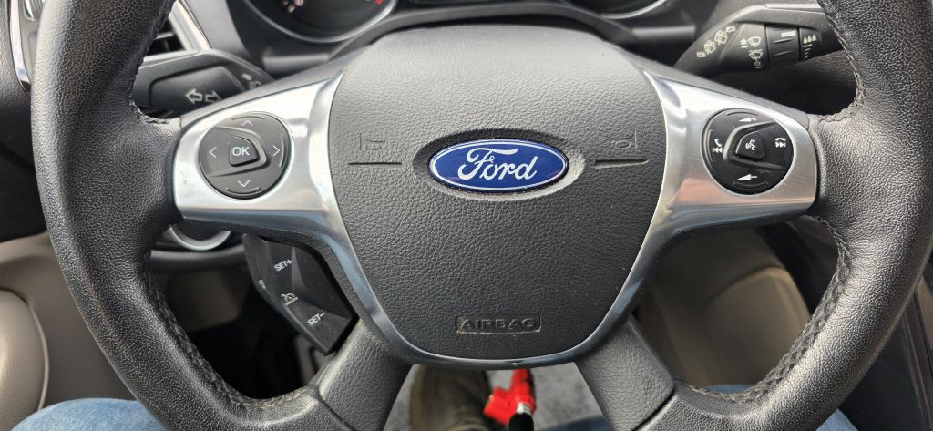 2016 Ford Escape Image 30