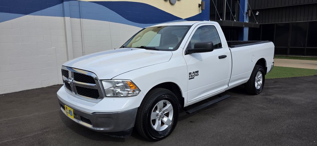 2019 RAM 1500 Image 3