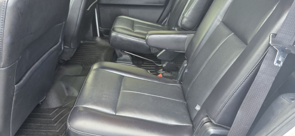 2016 Ford Expedition Image 28