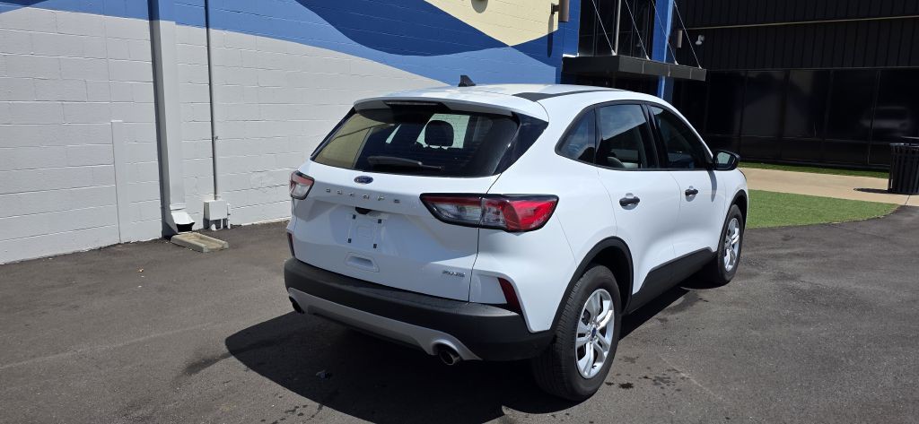 2022 Ford Escape Image 9