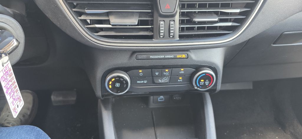 2022 Ford Escape Image 29