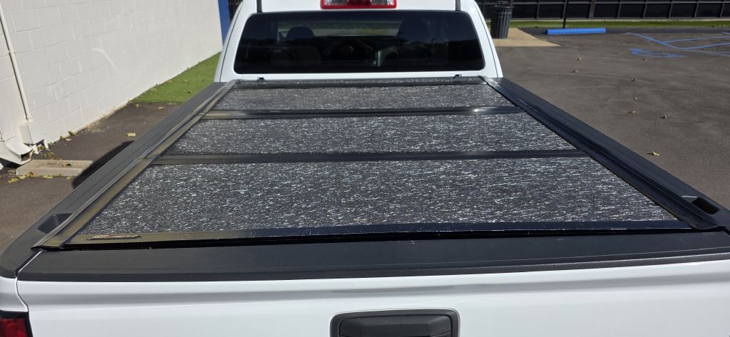 2015 Chevrolet Colorado Image 8
