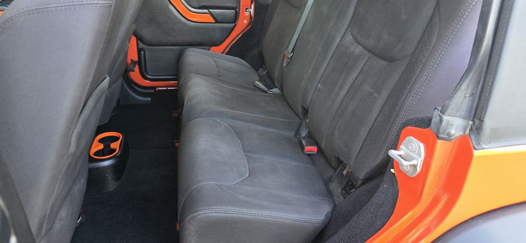 2015 Jeep Wrangler Unlimited Image 15