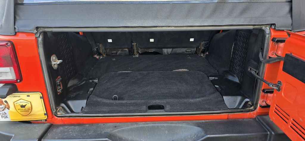2015 Jeep Wrangler Unlimited Image 16