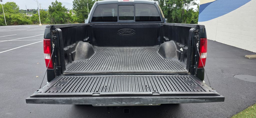 2006 Ford F-150 Image 8