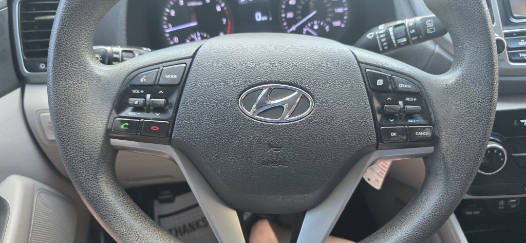 2016 Hyundai Tucson Image 10