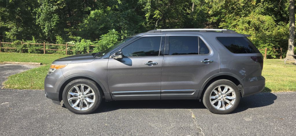 2012 Ford Explorer Image 2