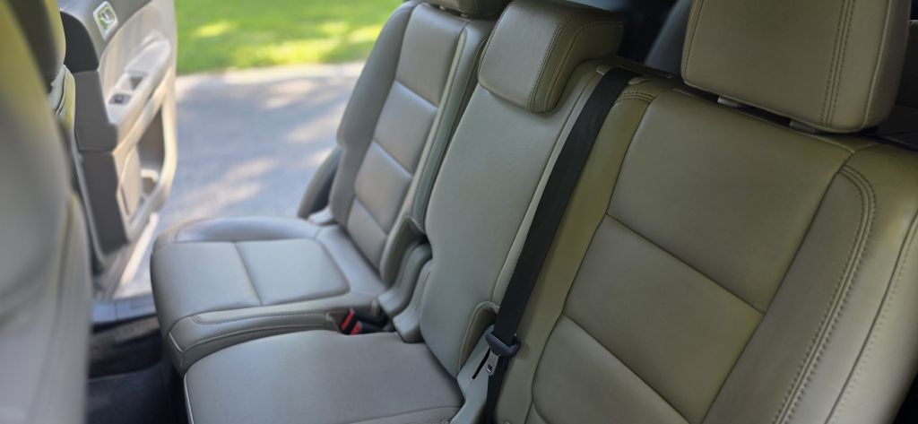 2012 Ford Explorer Image 17