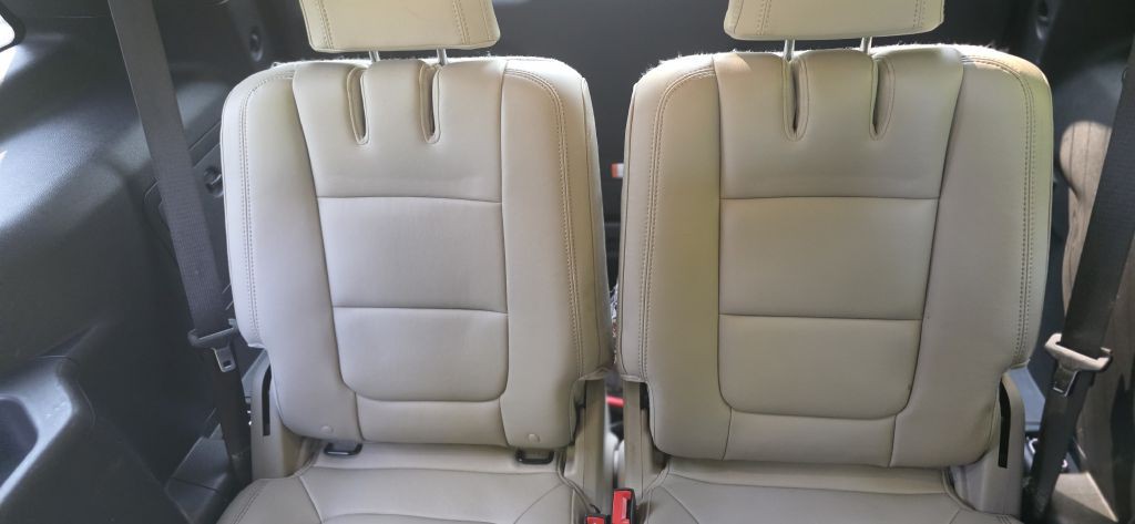 2012 Ford Explorer Image 18