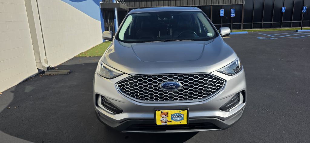 2023 Ford Edge Image 13