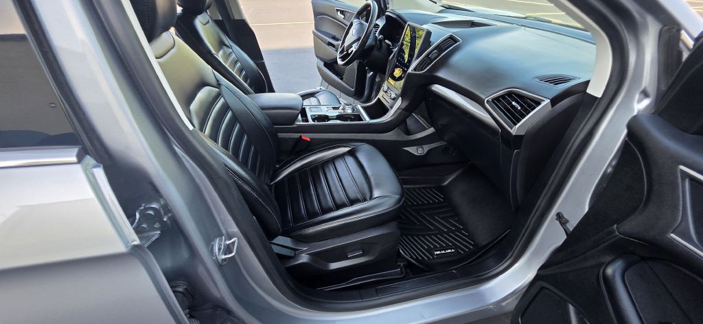 2023 Ford Edge Image 21