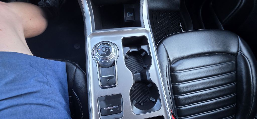 2023 Ford Edge Image 25