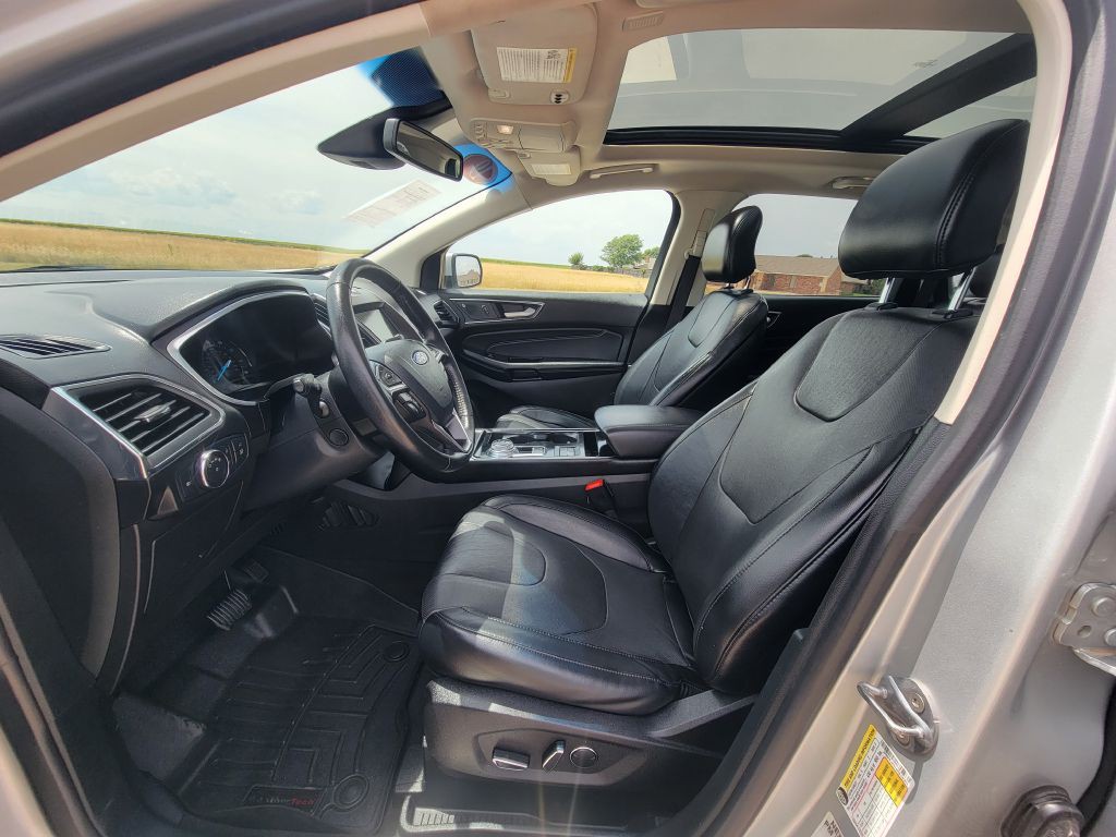 2019 Ford Edge Image 7
