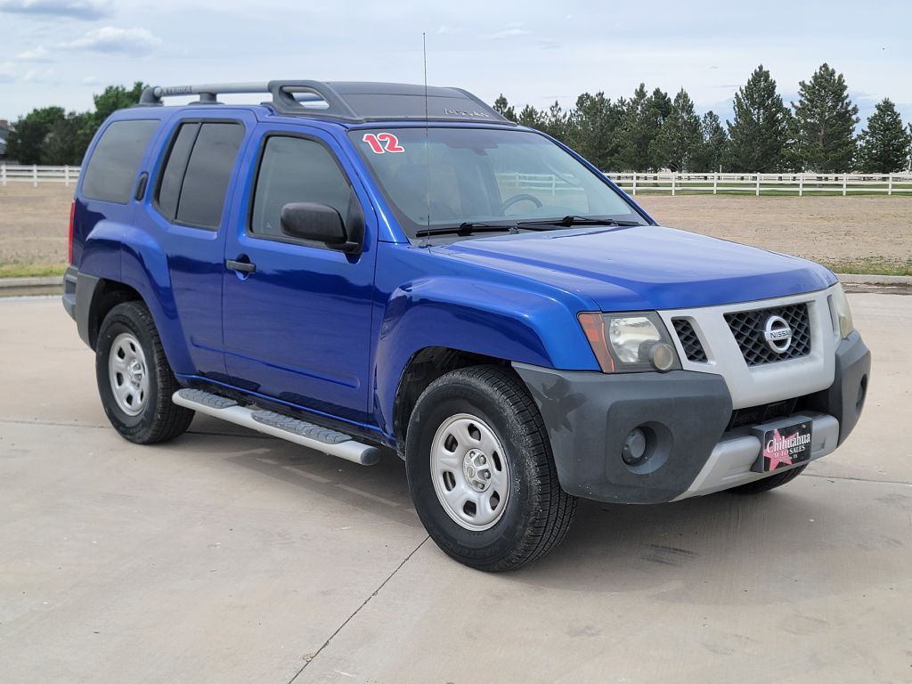2012 Nissan Xterra Image 2