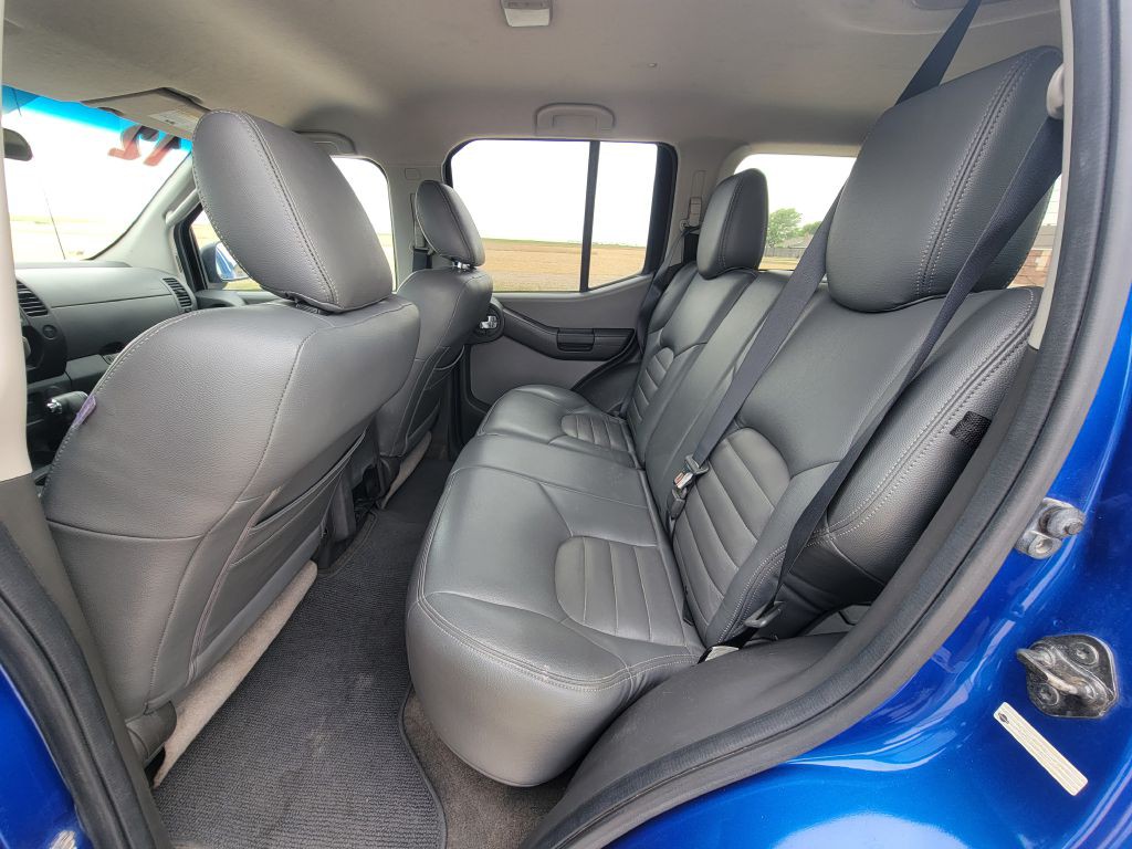 2012 Nissan Xterra Image 9