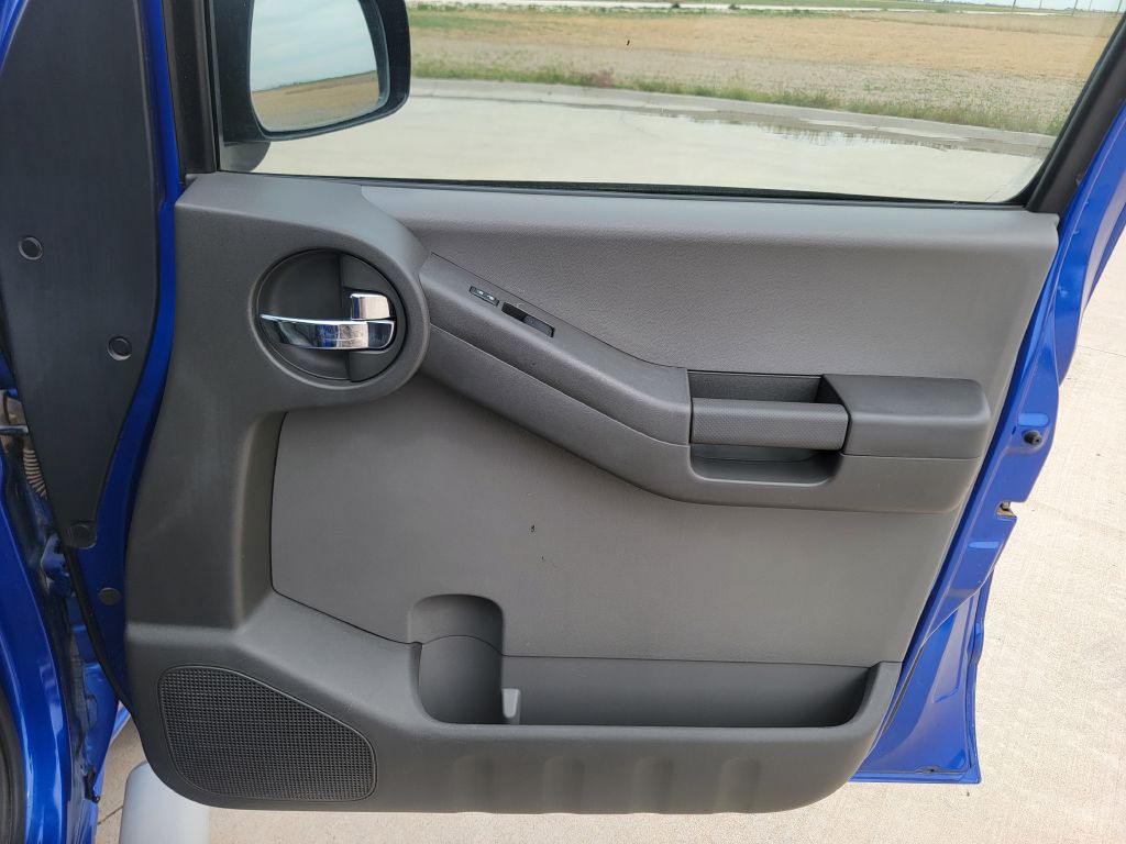 2012 Nissan Xterra Image 15