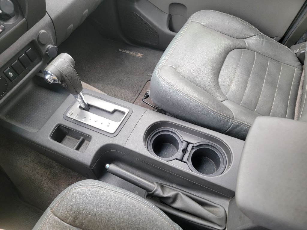 2012 Nissan Xterra Image 21