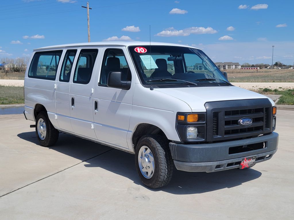 2010 Ford E-series Image 2