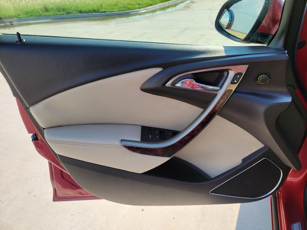 2012 Buick Verano Image 8