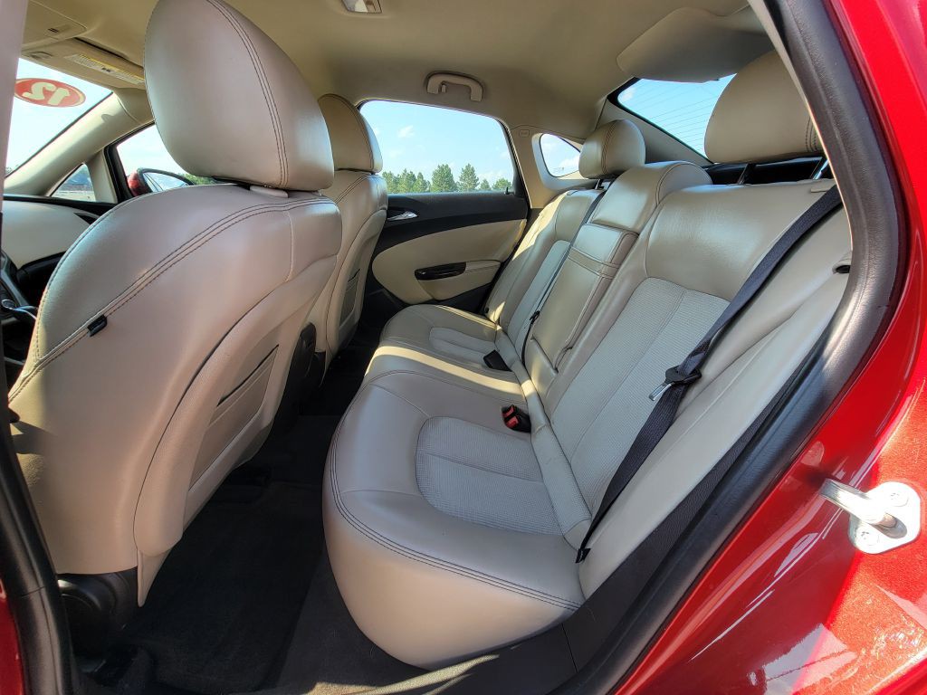 2012 Buick Verano Image 9