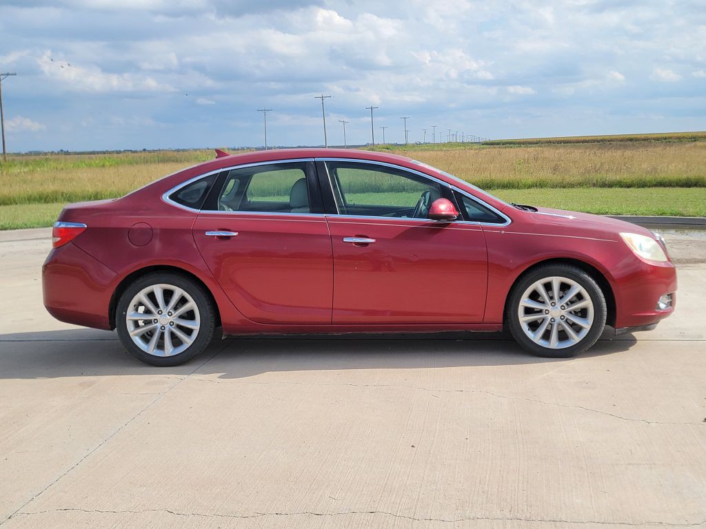 2012 Buick Verano Image 3