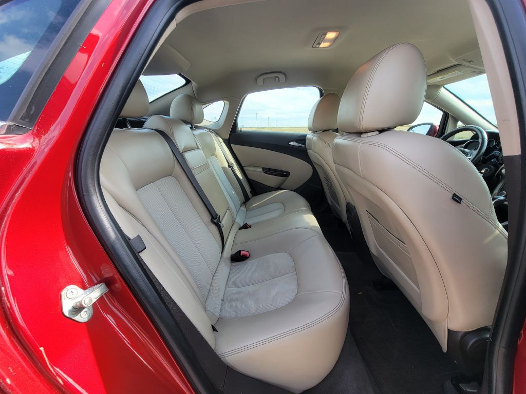 2012 Buick Verano Image 11