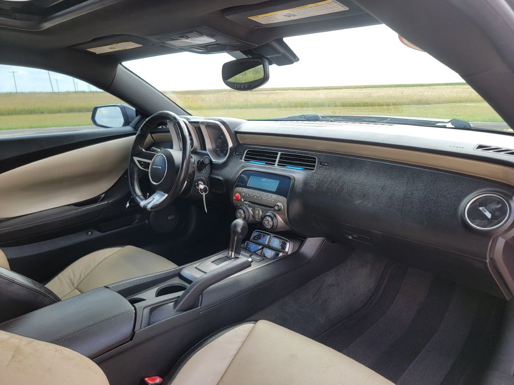 2010 Chevrolet Camaro Image 12