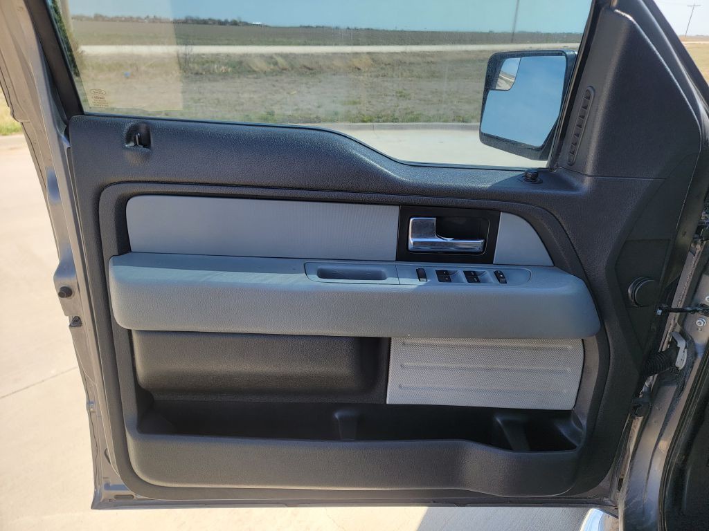2013 Ford F-150 Image 8