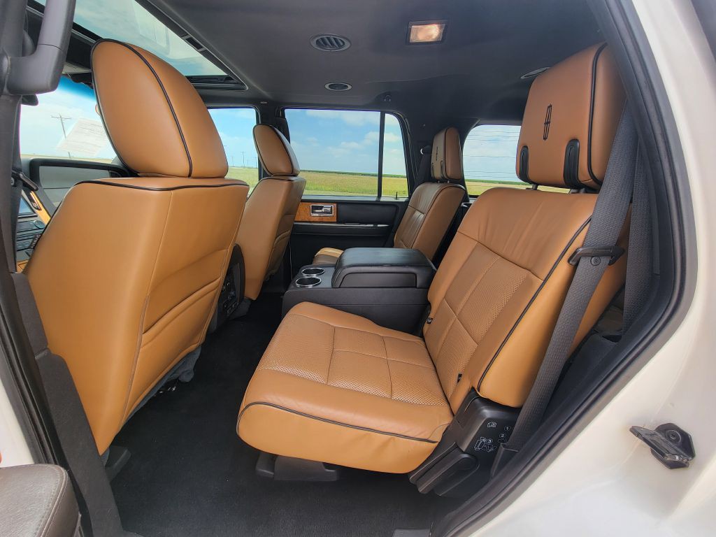 2012 Lincoln Navigator Image 9