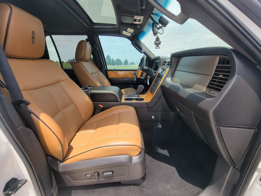2012 Lincoln Navigator Image 15