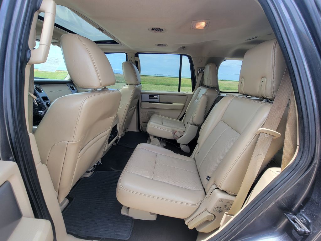 2016 Ford Expedition Image 9