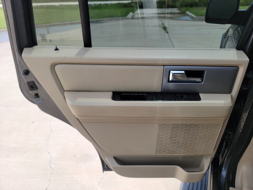 2016 Ford Expedition Image 10