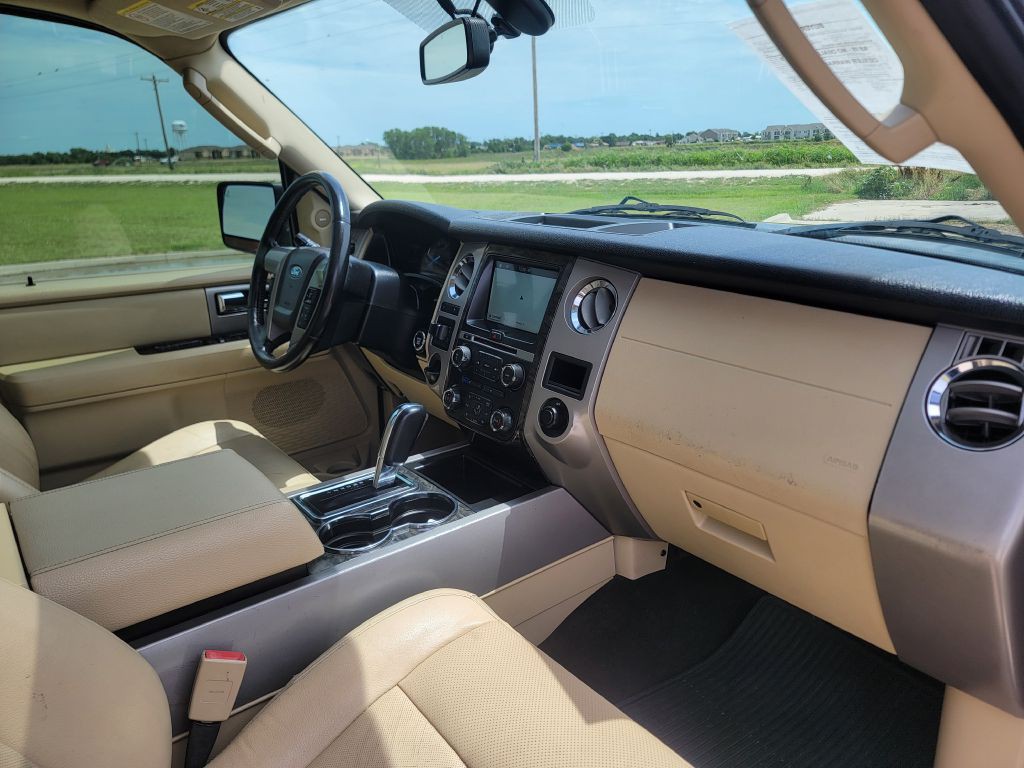 2016 Ford Expedition Image 17