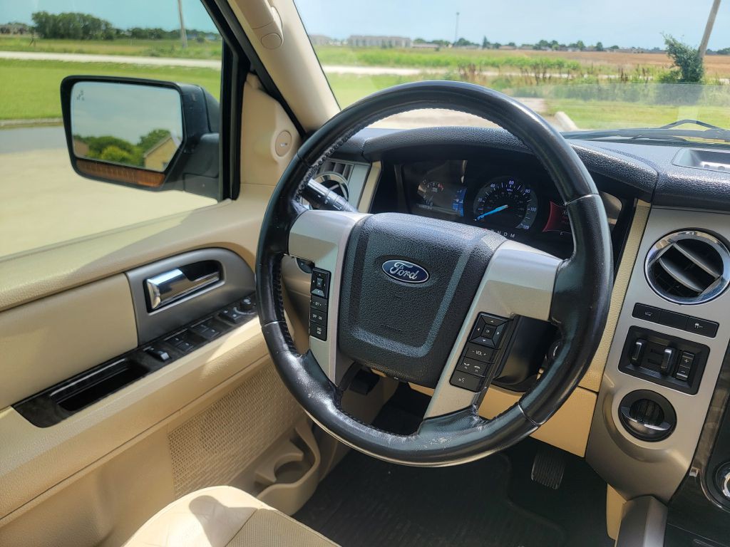 2016 Ford Expedition Image 19