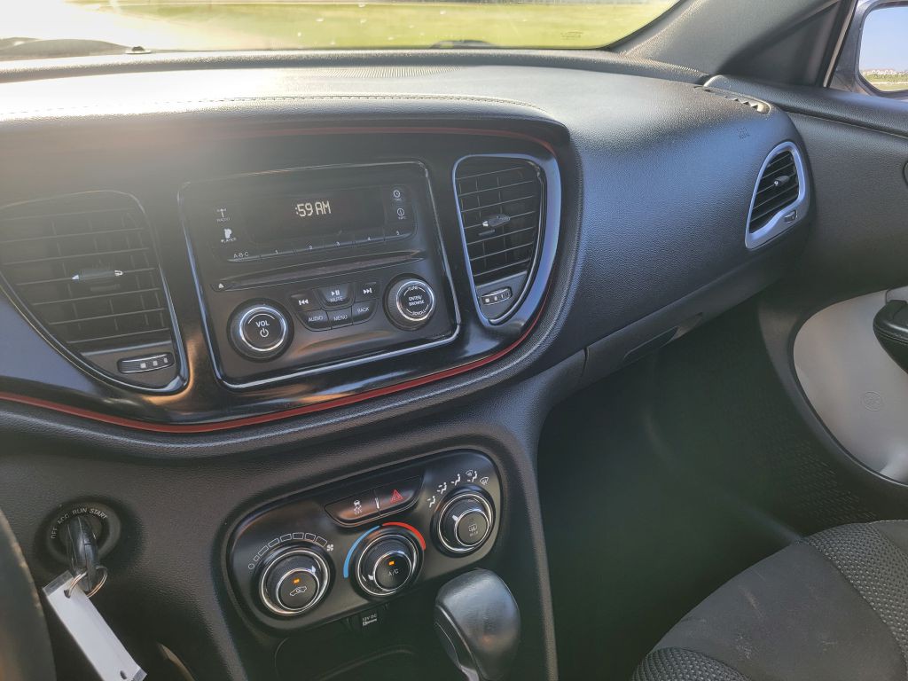 2015 Dodge Dart Image 19