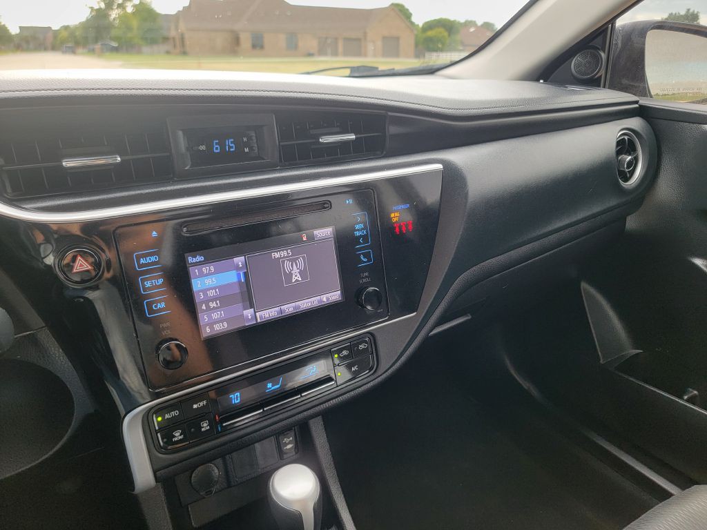 2019 Toyota Corolla Image 19
