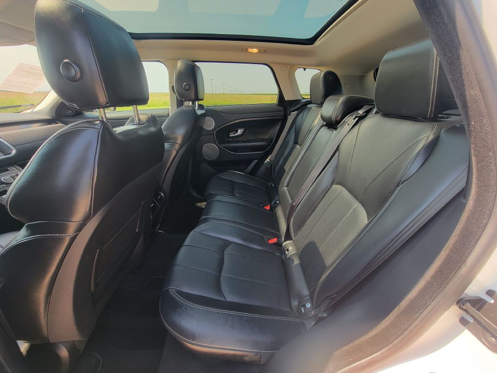 2018 Land Rover Range Rover Evoque Image 9