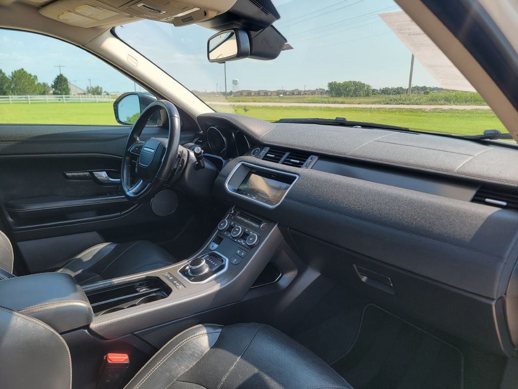 2018 Land Rover Range Rover Evoque Image 16